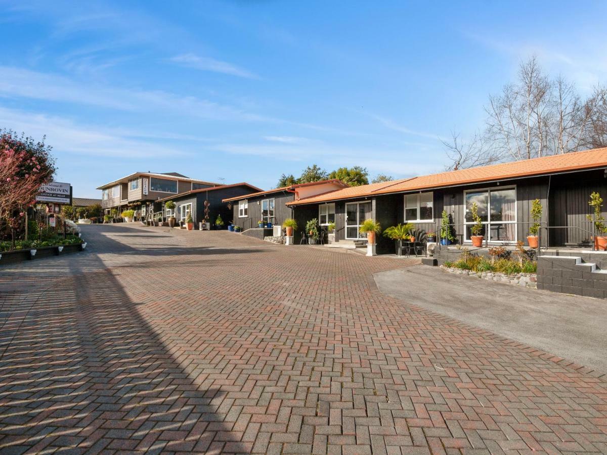 Dunrovin Motel เทาโป ภายนอก รูปภาพ